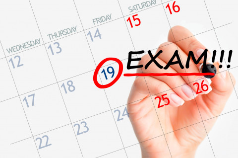 Exam-Date_Fotolia_67573832